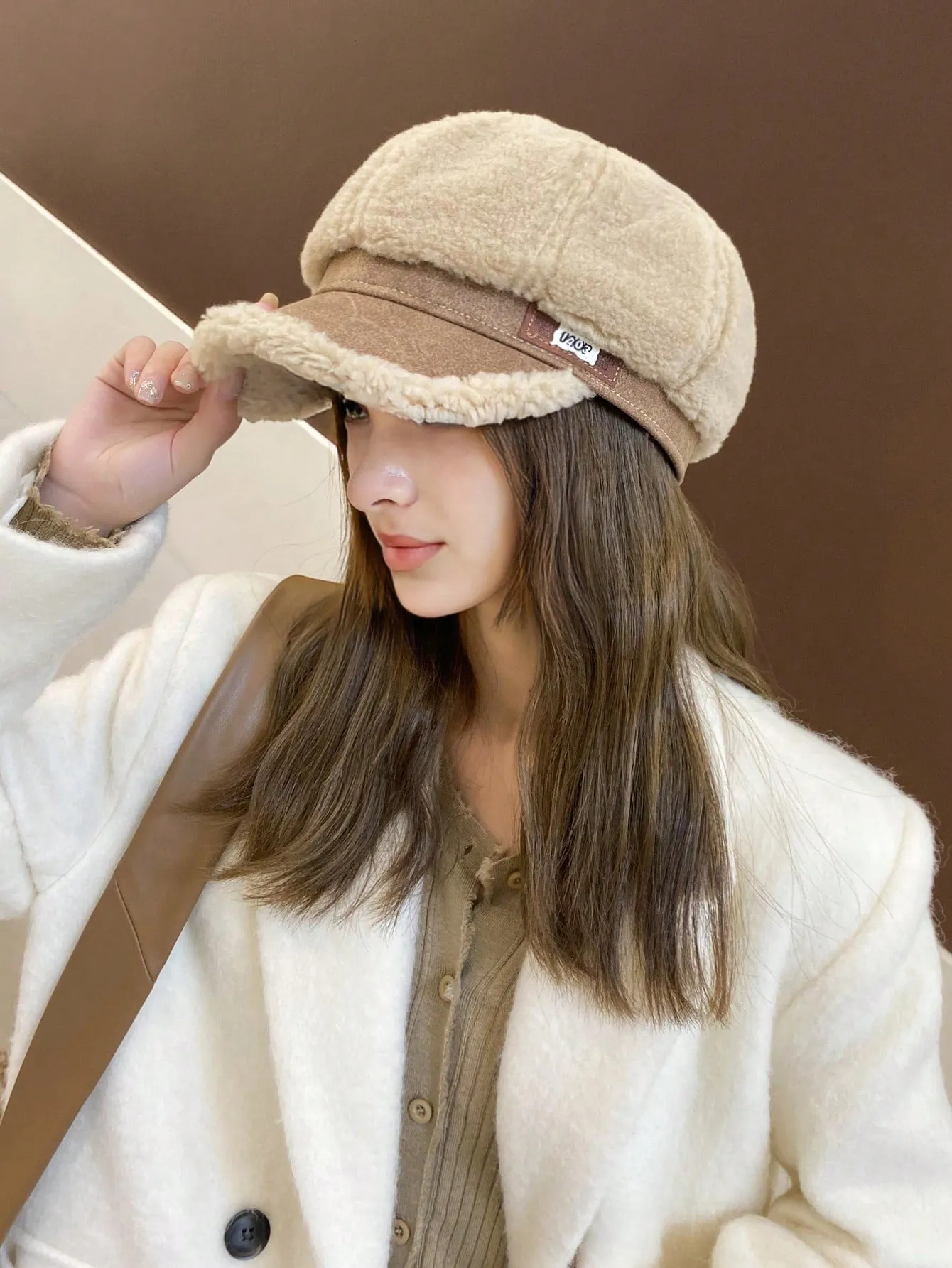1pc Solid Color Duckbill Cap - Beige