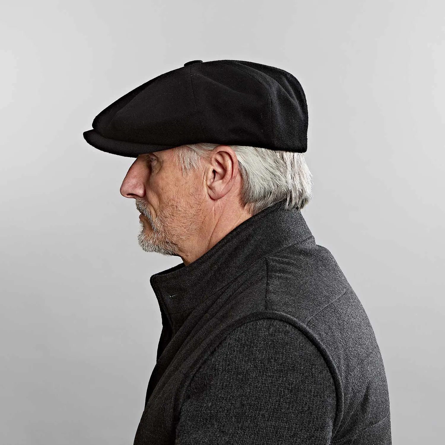Black Cashmere Gatsby Cap