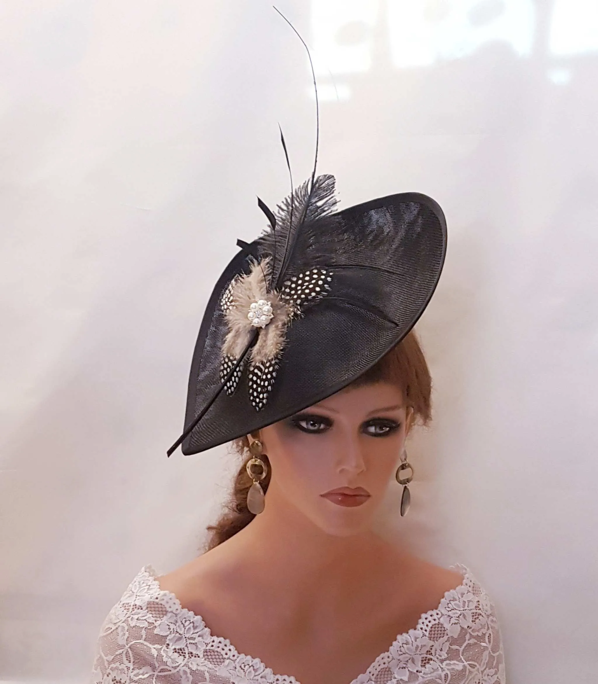 BLACK  HAT Fascinator with Long quill Feather Ostrich feather Womens  Wedding Ceremoney Hatinator Cocktail Ascot Hat fascinator Kentucky hat