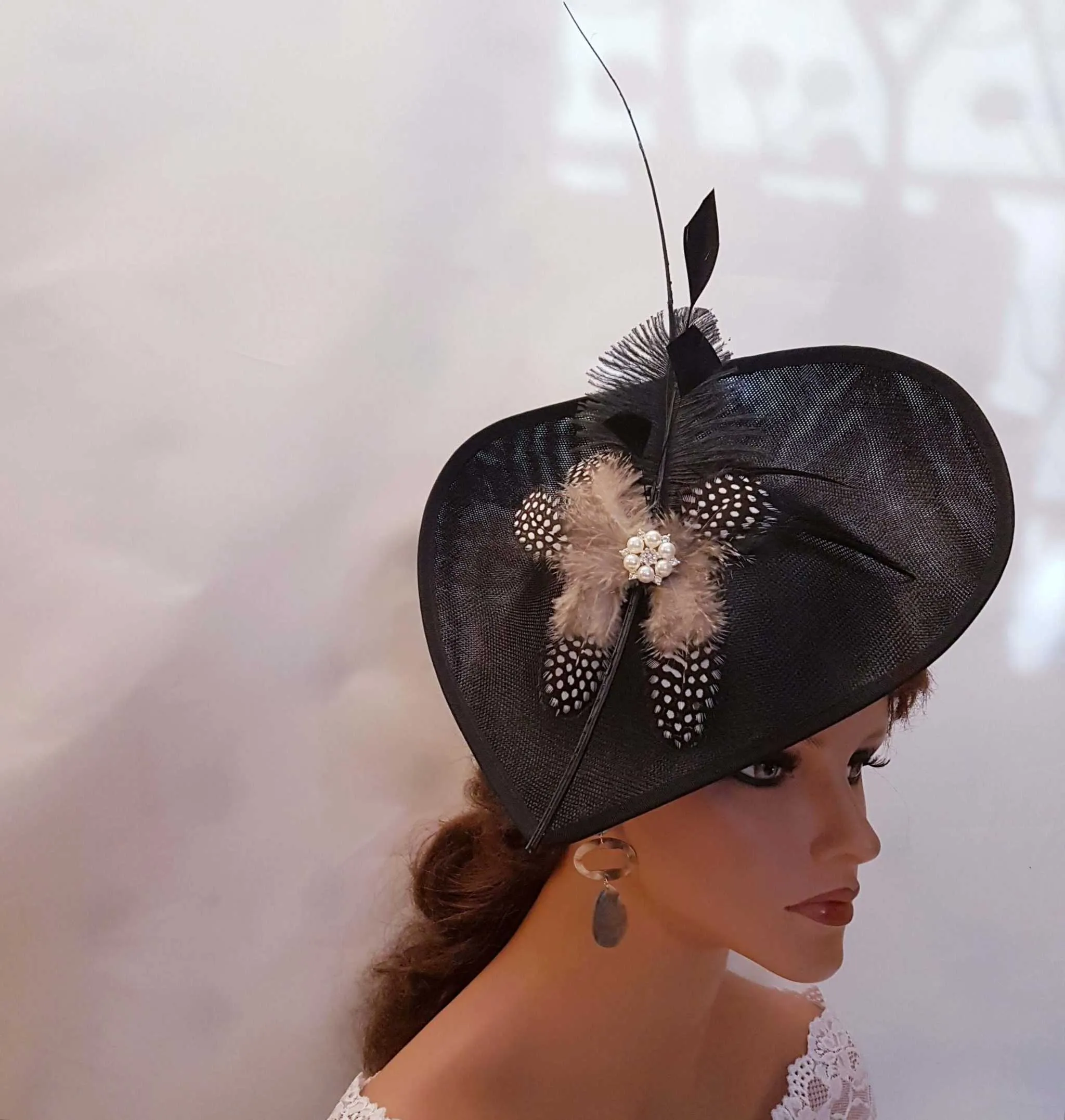 BLACK  HAT Fascinator with Long quill Feather Ostrich feather Womens  Wedding Ceremoney Hatinator Cocktail Ascot Hat fascinator Kentucky hat