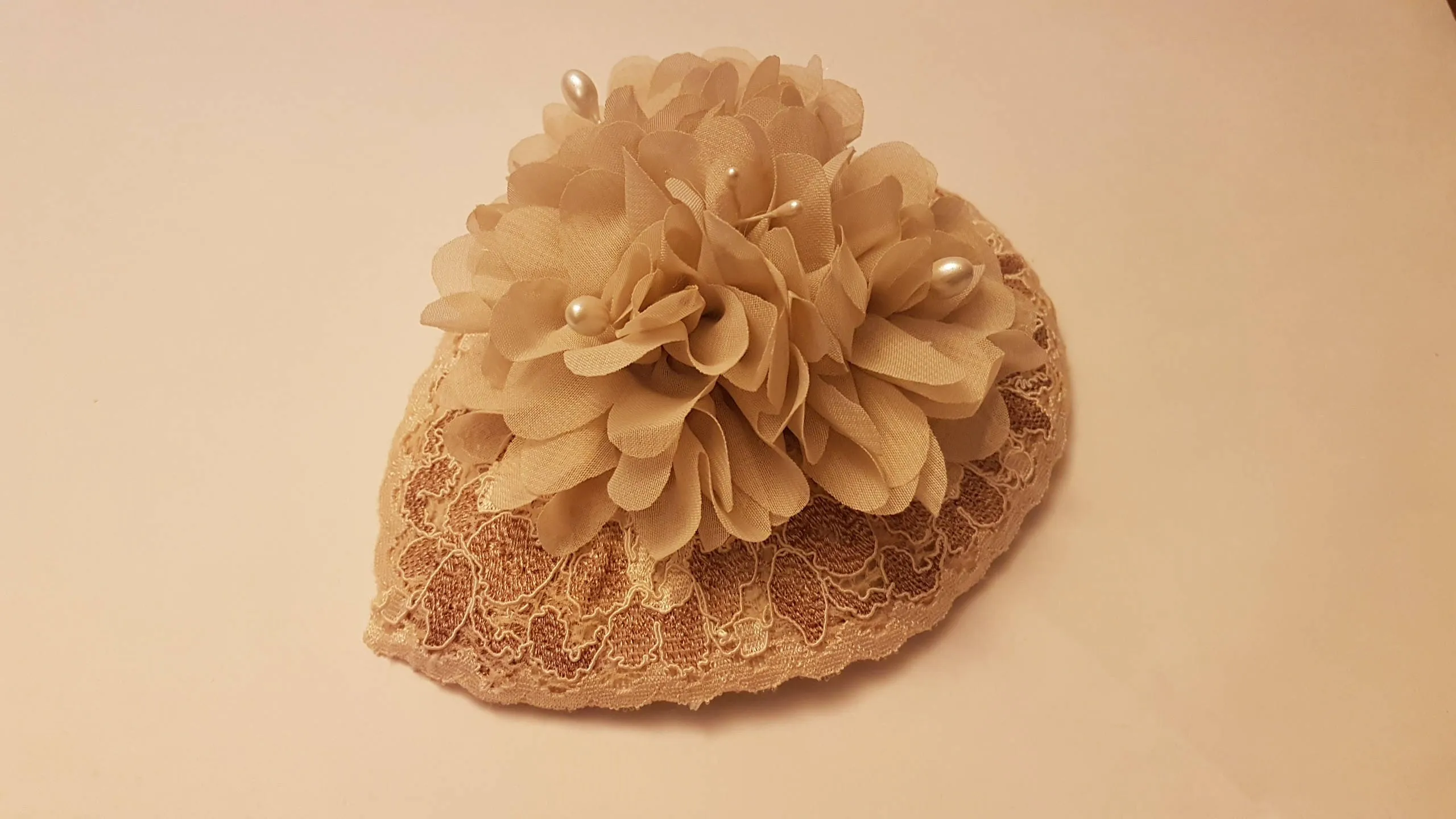 Champagne Nude Hat Headband Race hat 40s 50s hat fascinator #Cocktail hat Wedding Hat Fascinator Champagne  fascinator Hat Wedding hairpiece
