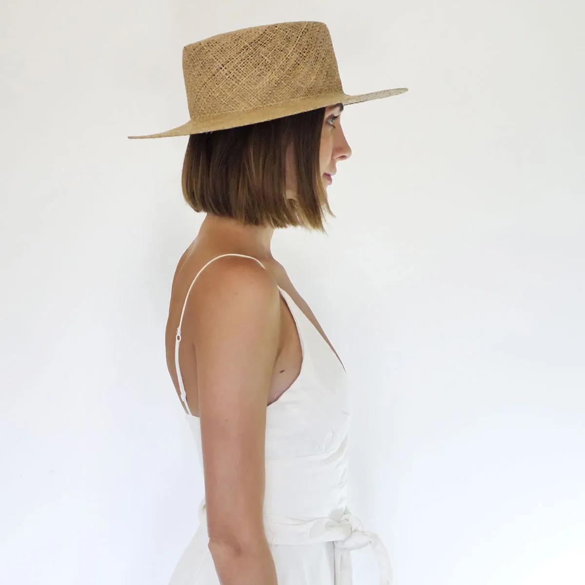 Desmona Boater