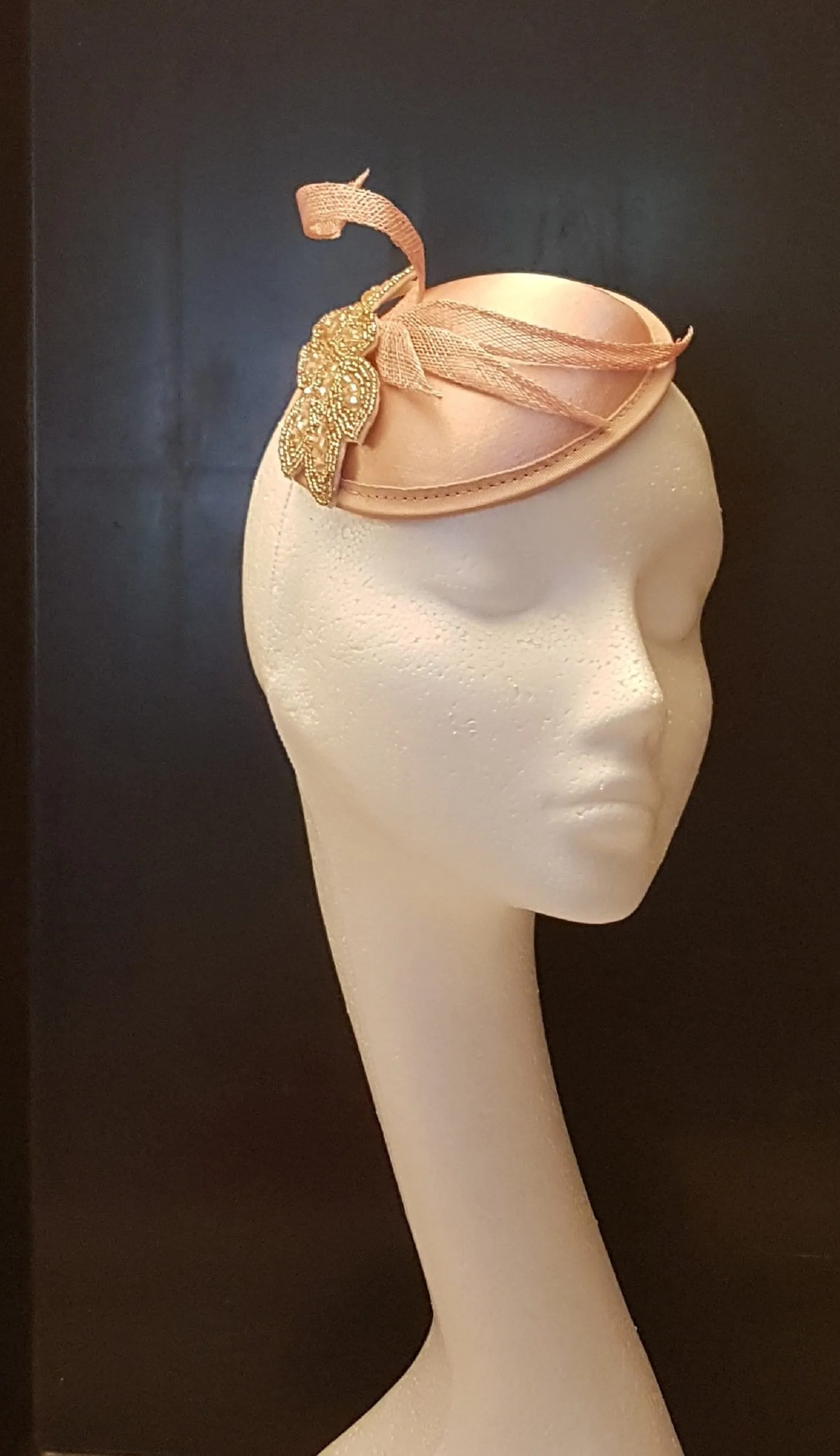 Fascinator hat Watermelon pink Hat fascinator with Crystal and Beads. Ascot hat fascinator Wedding, Race, Cocktail hat, Derby hat Fascinator