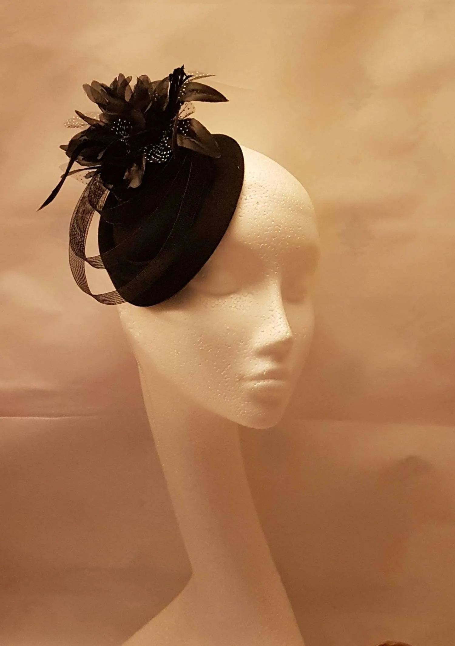 GREEN & RED Hat Fascinator Lace Headband fo Wedding,Ladies Day,Tea Party,Royal Ascot Race. Wedding Hat.Green Felt hat with Red Flowers