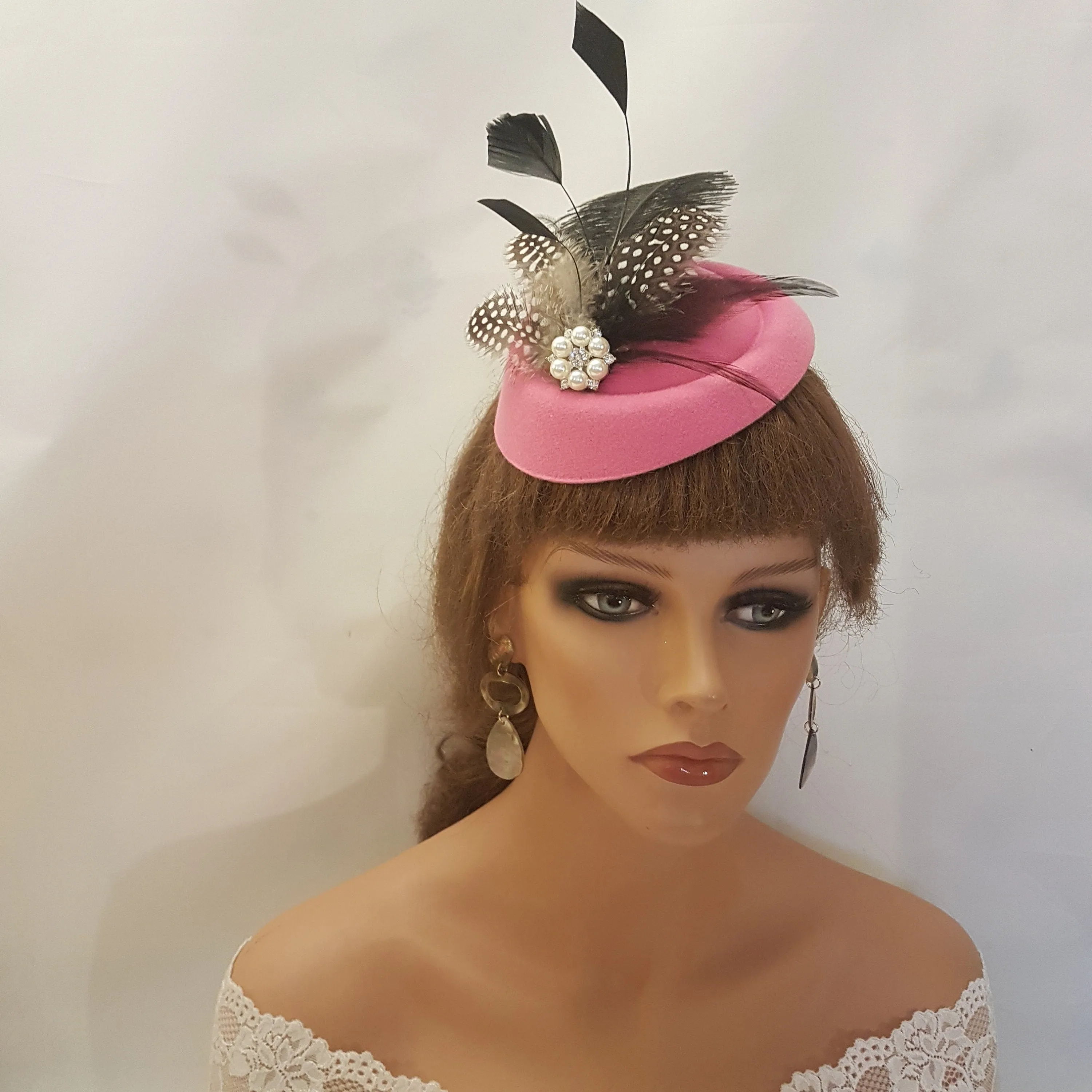 HOT PINK HAT Fascinator Hot Pink Feather Hat Fascinator #Pink Hat Fascinator Ostritch feather Spotty Feather Hat Cocktail Ladies Ascot Hat