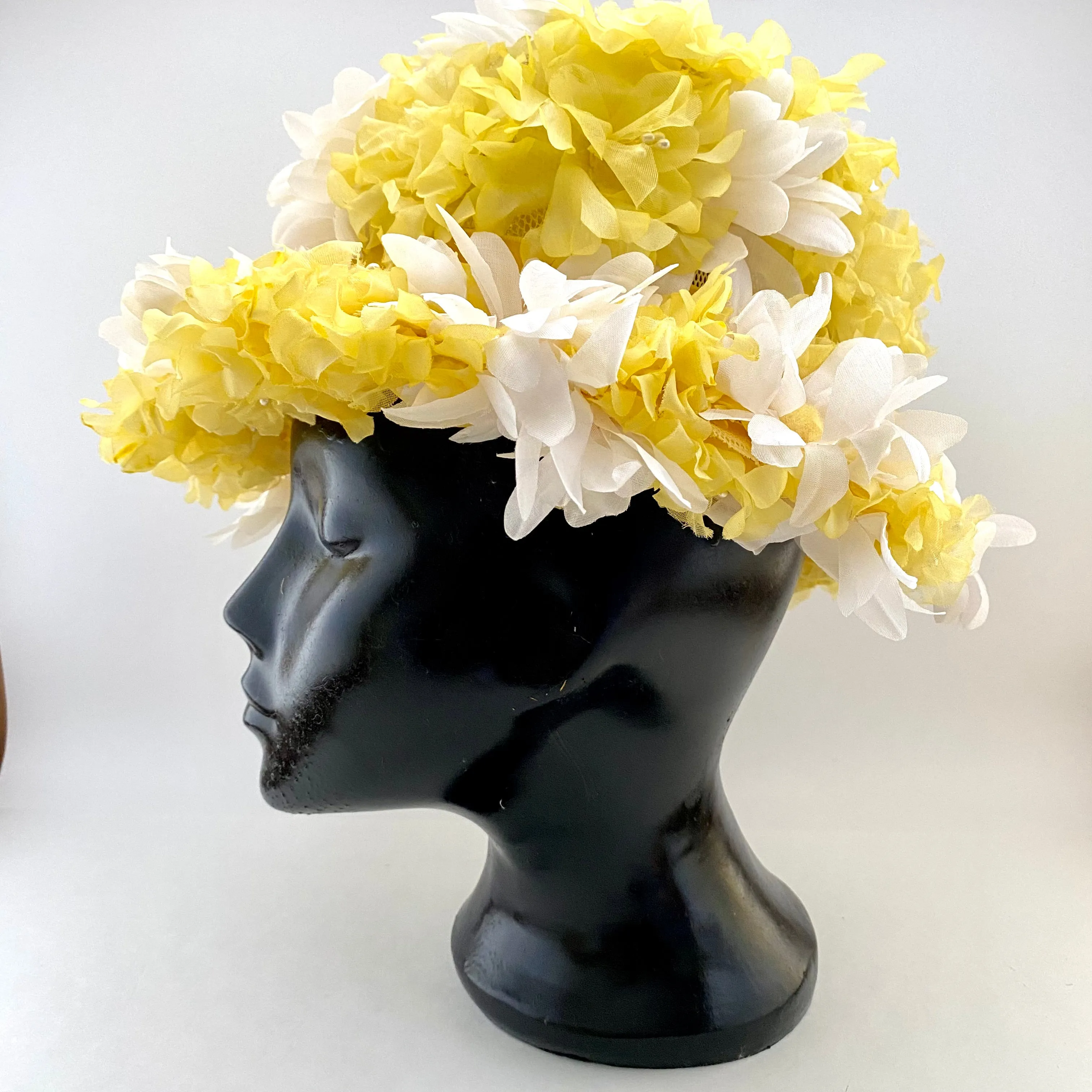 Late 60s/ Early 70s Daisy & Flowered Brimmed Hat
