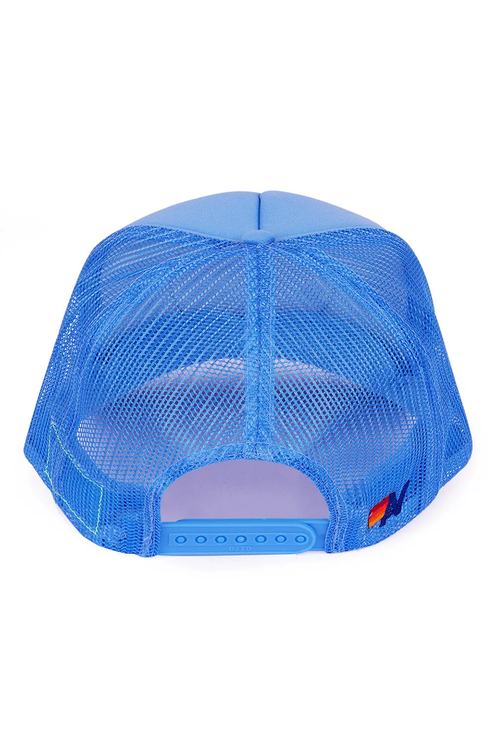 LOVE FREELY - TRUCKER HAT