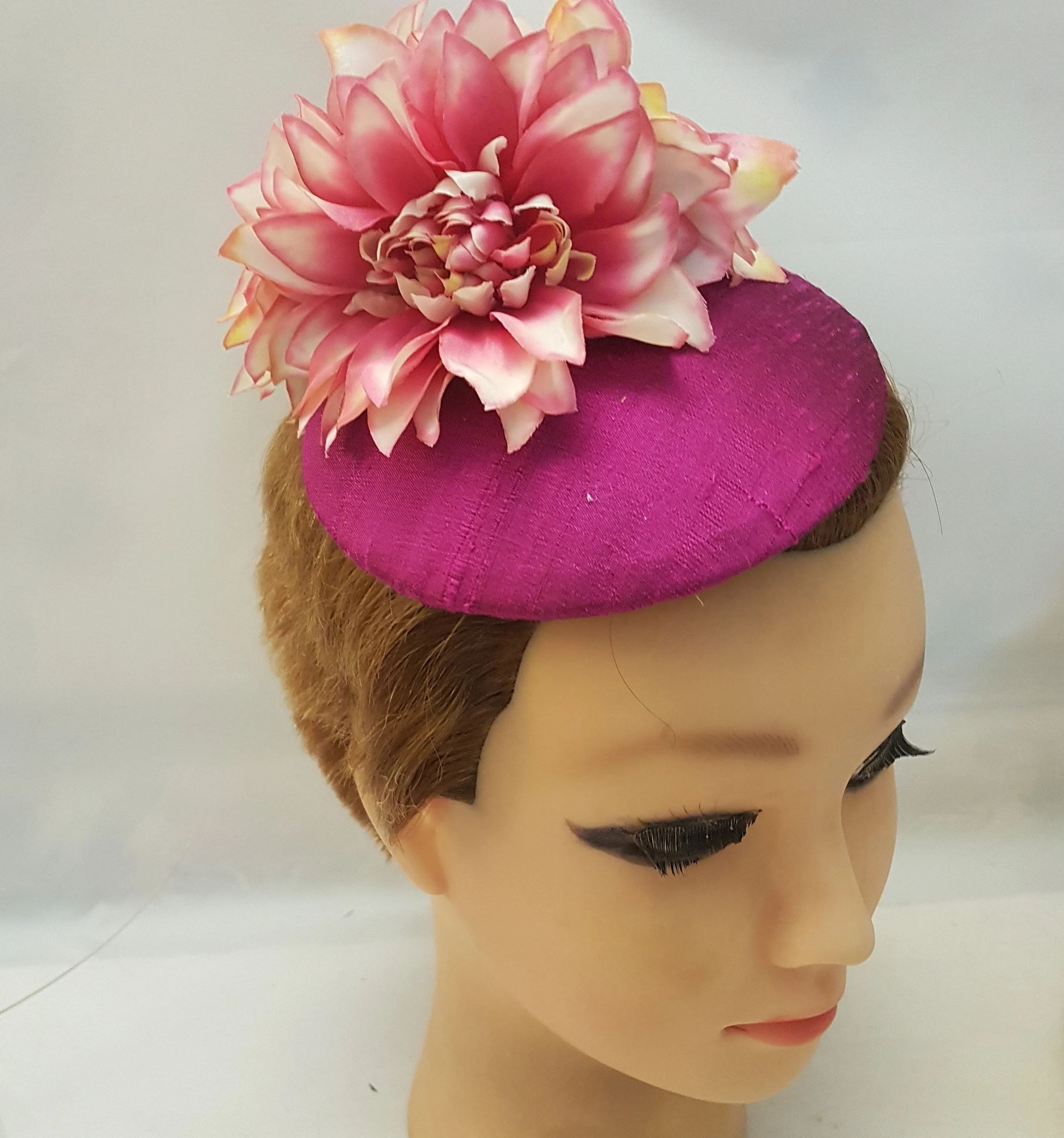 MAGENTA FASCINATOR, magenta Hat fascinator #Magenta,Fuscia, Hotpink hat fascinator, Race,Cocktail,Ladies day, Ascot hat  feather flower hat