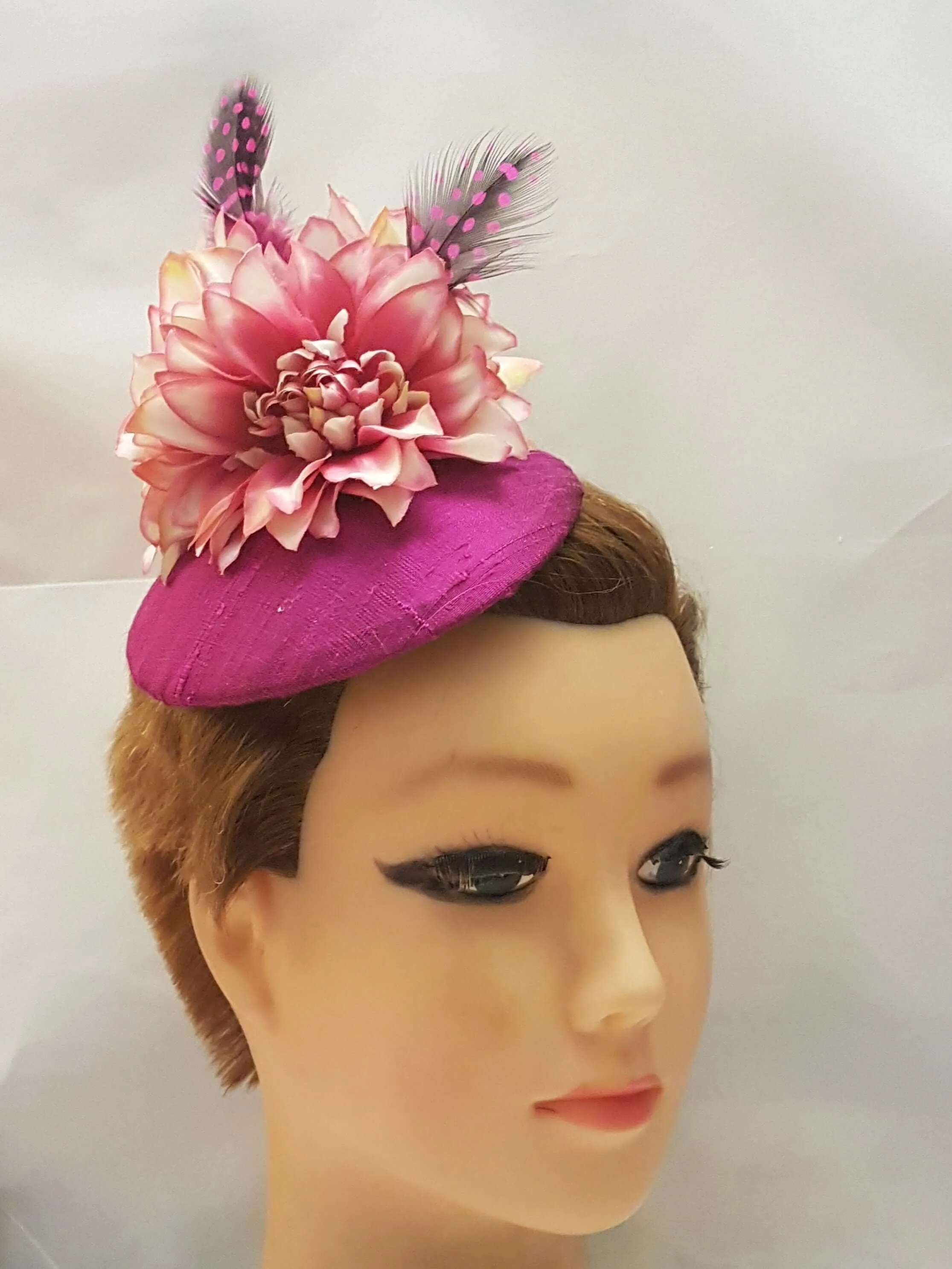 MAGENTA FASCINATOR, magenta Hat fascinator #Magenta,Fuscia, Hotpink hat fascinator, Race,Cocktail,Ladies day, Ascot hat  feather flower hat