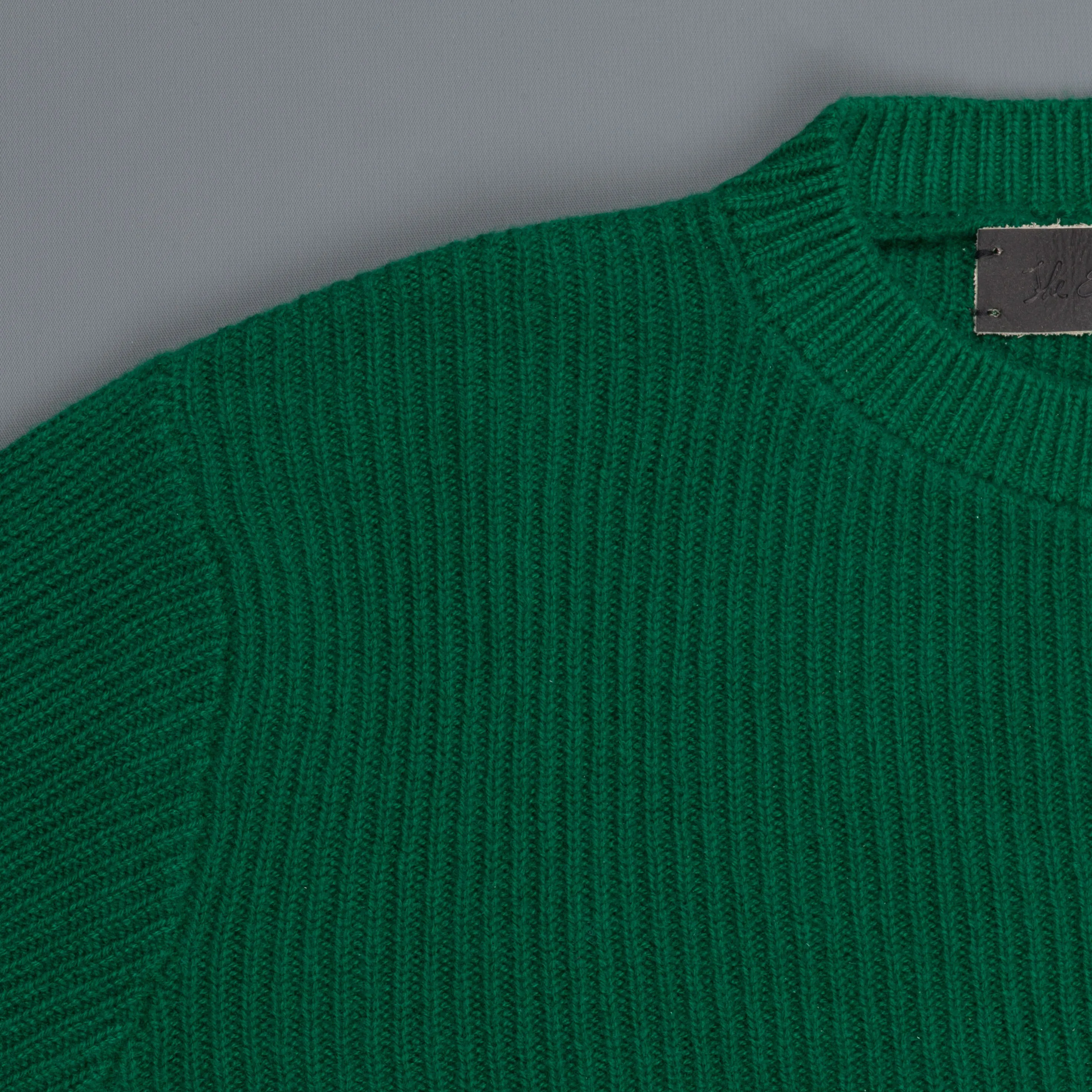 The Elder Statesman 100% cashmere medium ribbed crew Kelly Green