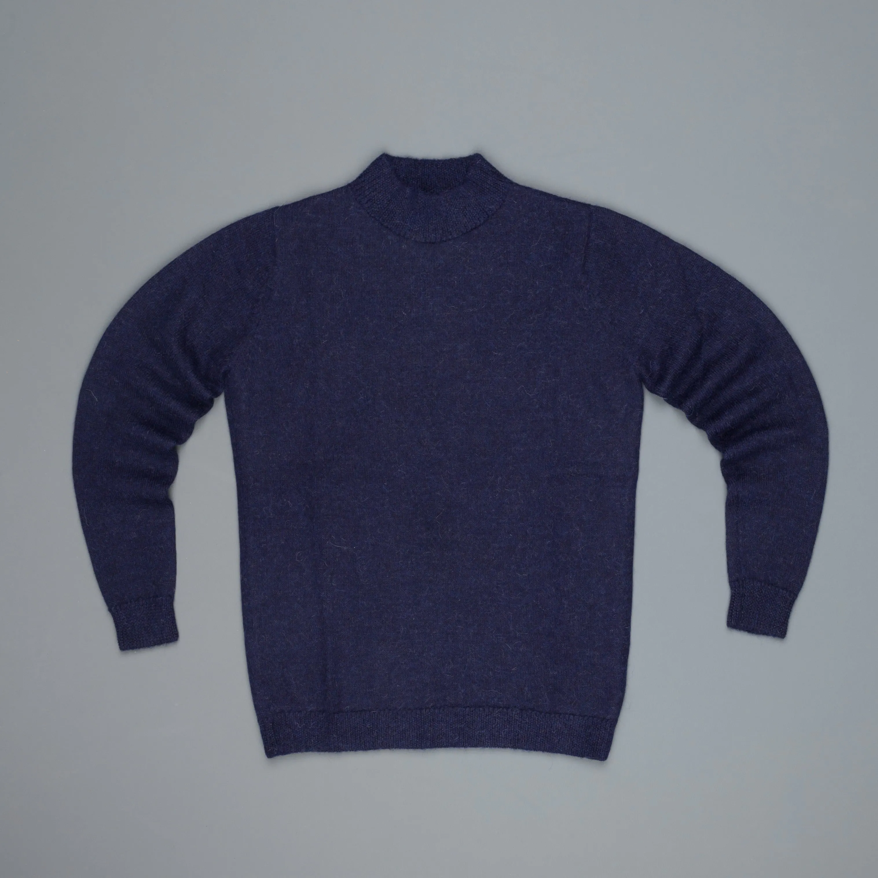 The Elder Statesman Alpaca Lightweight Call her crew Navy