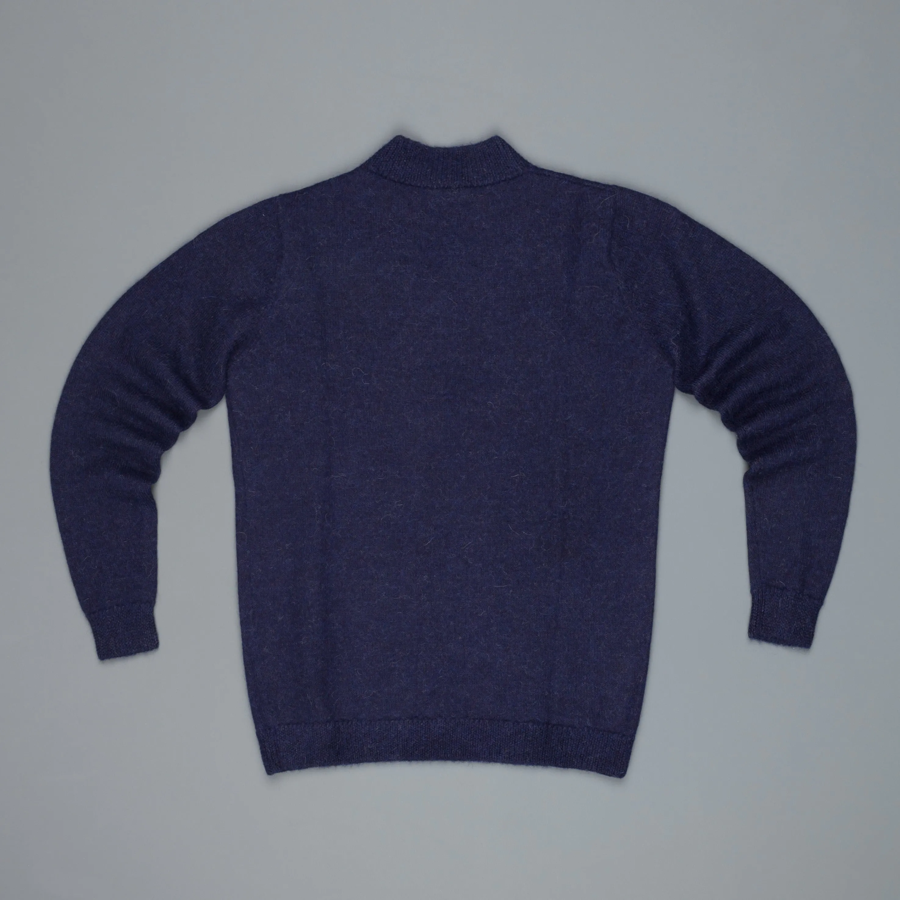 The Elder Statesman Alpaca Lightweight Call her crew Navy