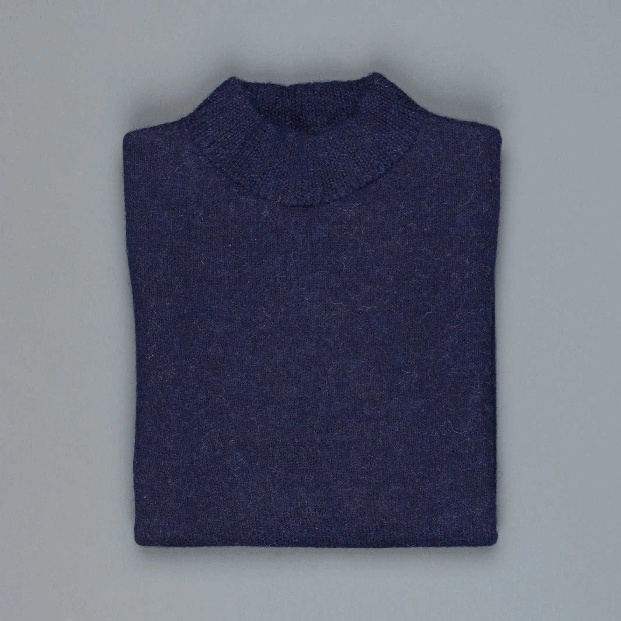 The Elder Statesman Alpaca Lightweight Call her crew Navy
