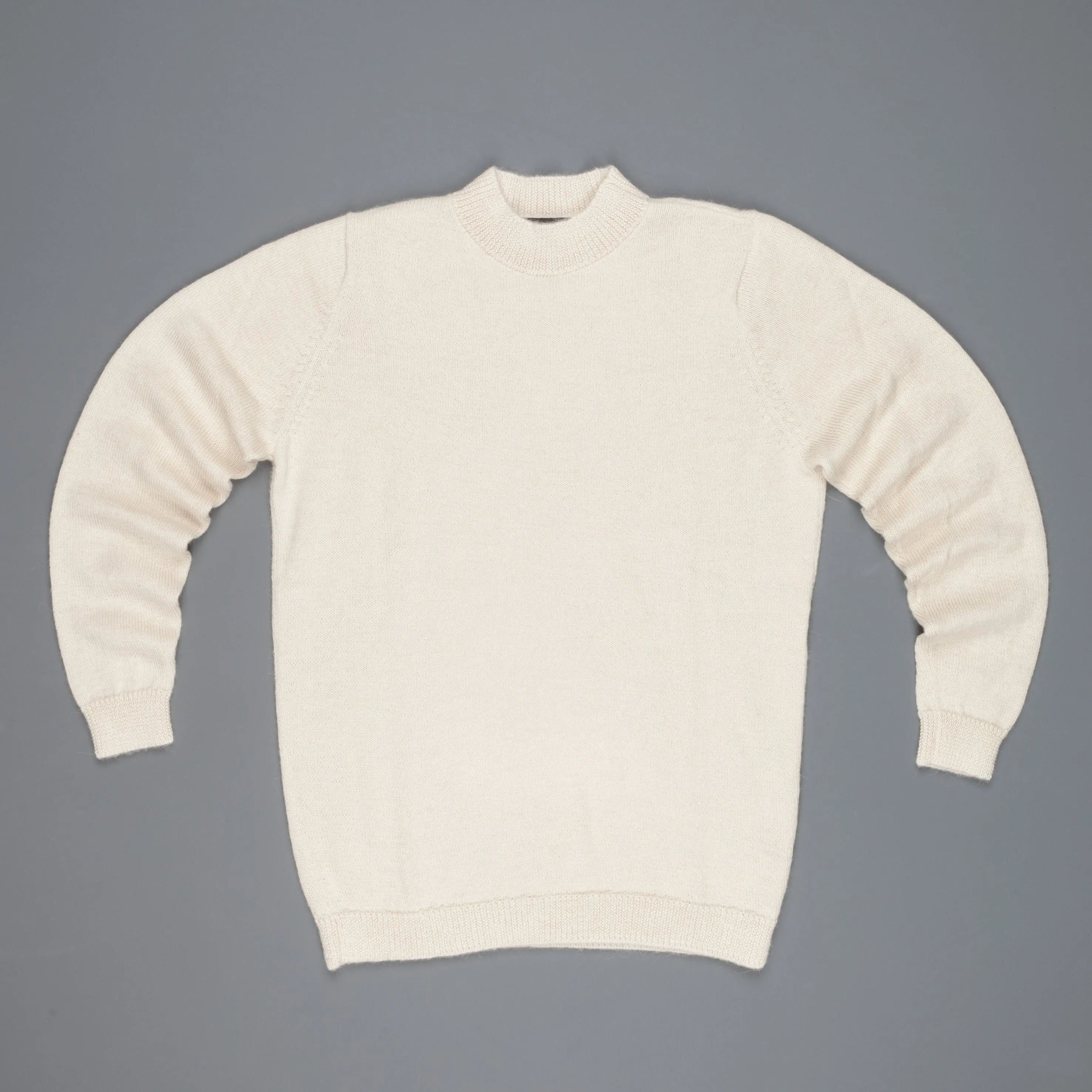 The Elder Statesman Alpaca Lightweight Call her crew White