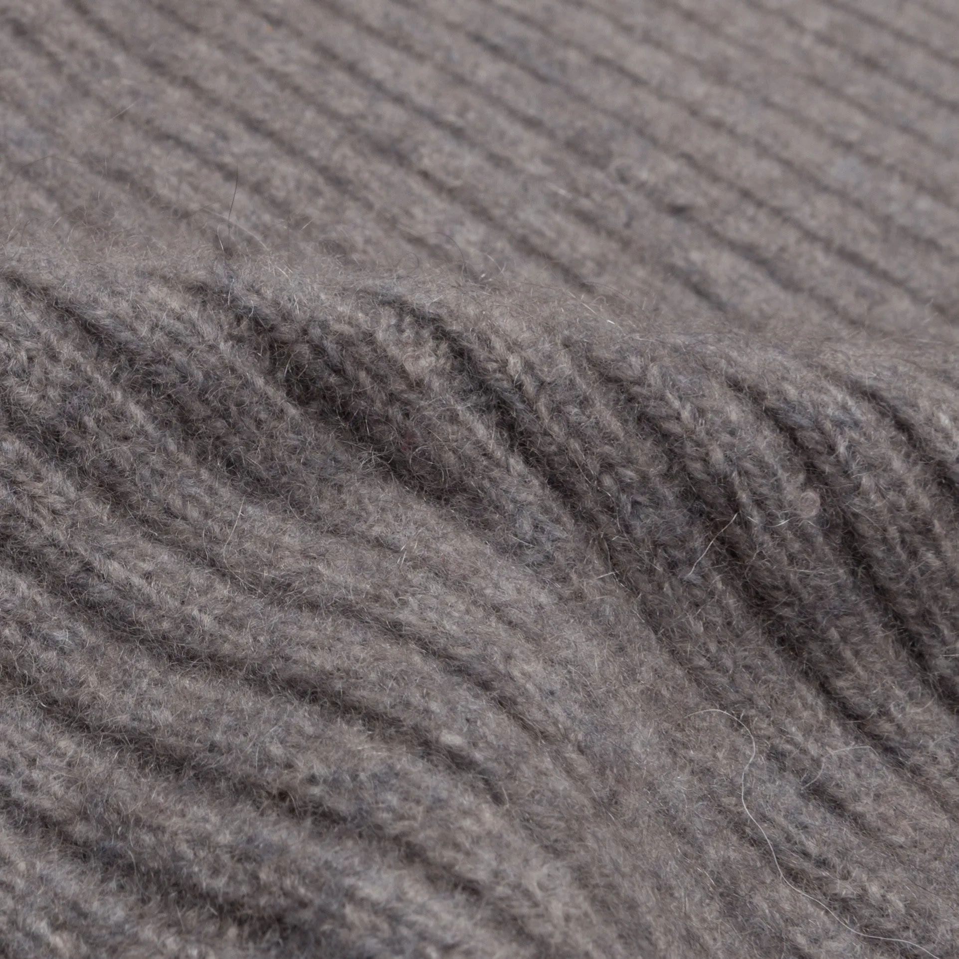 The Elder Statesman for Frans Boone 100% cashmere Odyssey Ribbed Turtleneck Grey Red Navy