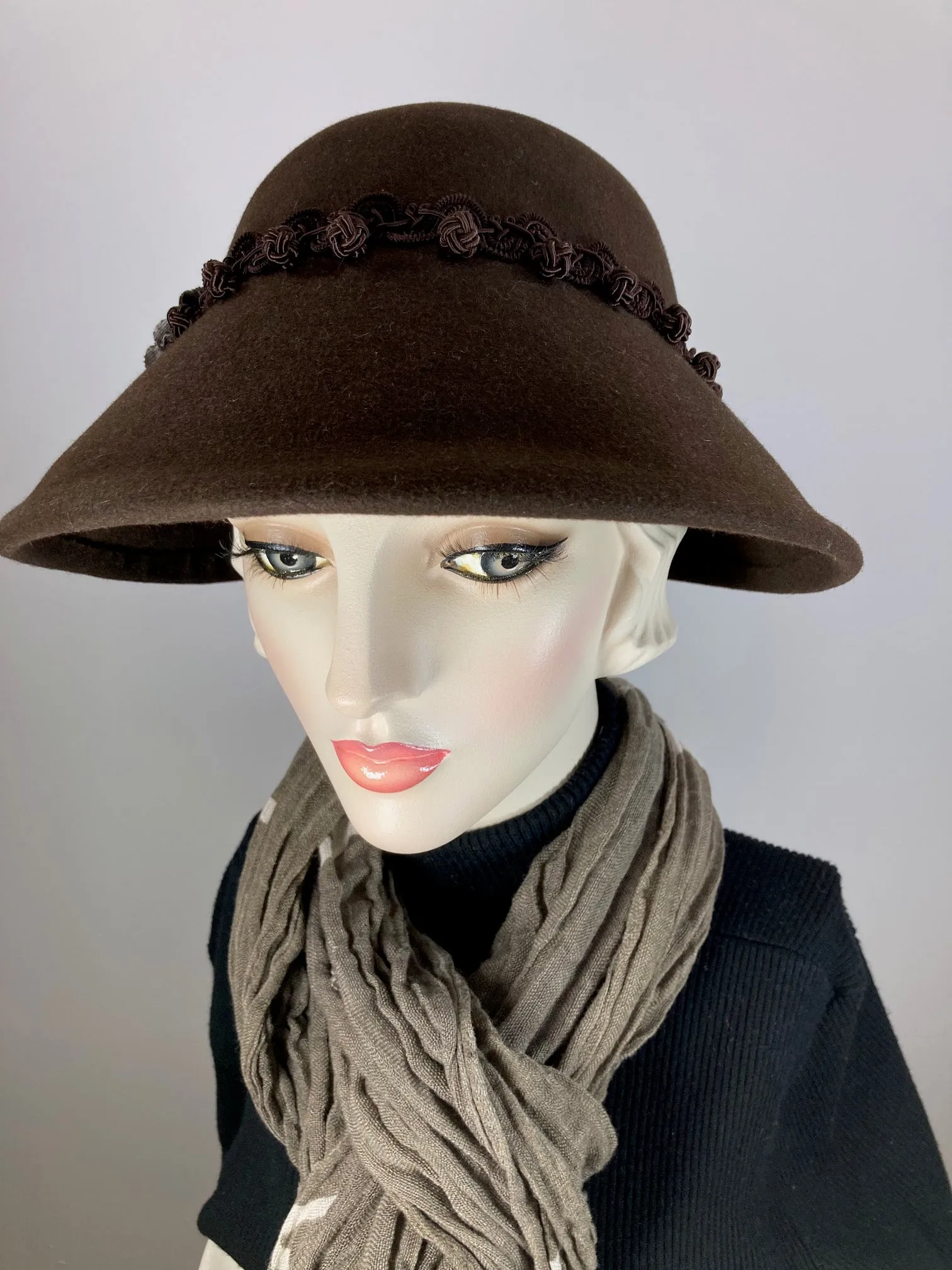 Women's Brown Vintage Inspired Warm Wool  women's hat for Winter. Ladies Winter Dress Hat. What a Great Hat. Brown Ladies Hat w vintage trim