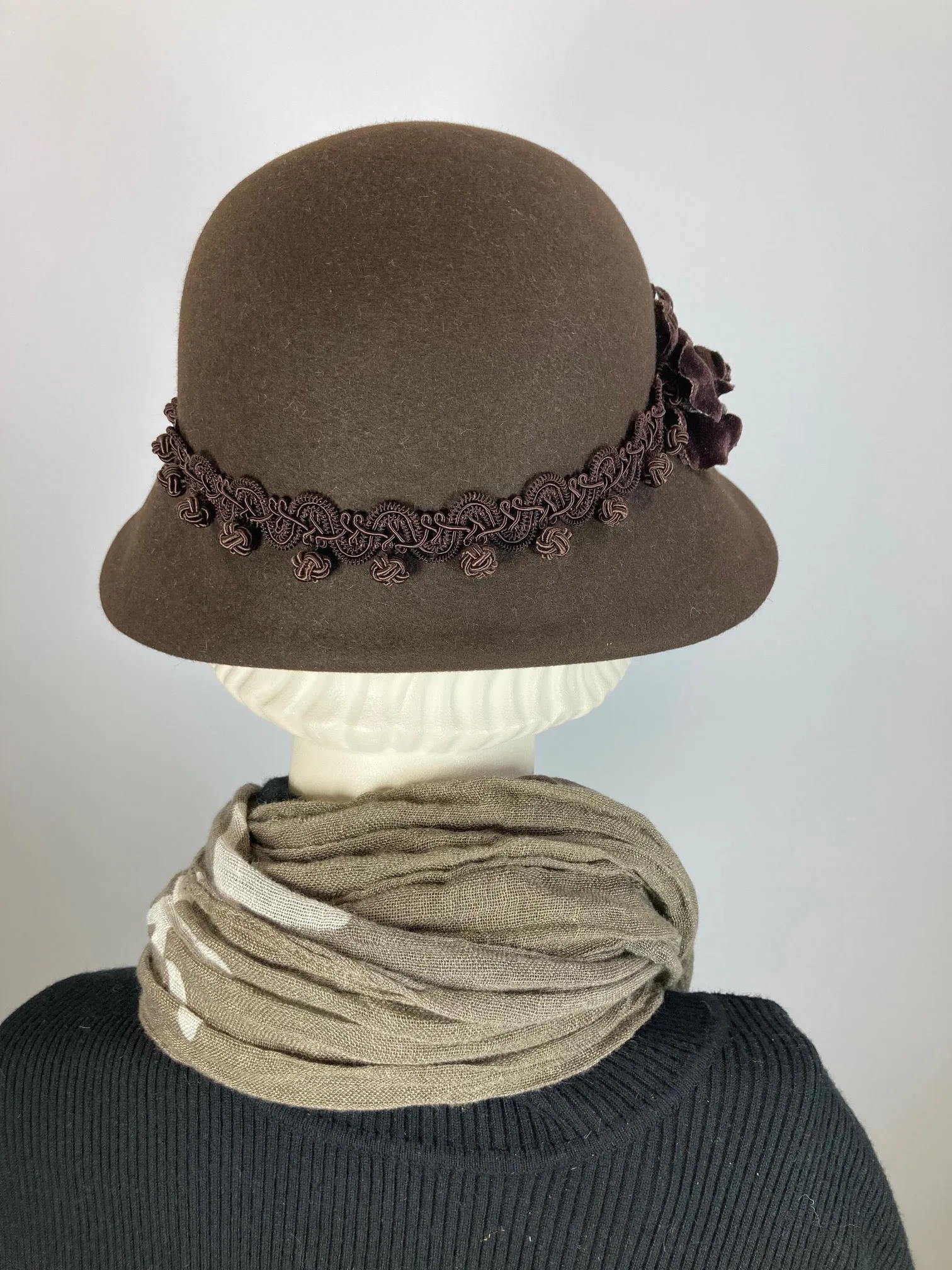 Women's Brown Vintage Inspired Warm Wool  women's hat for Winter. Ladies Winter Dress Hat. What a Great Hat. Brown Ladies Hat w vintage trim